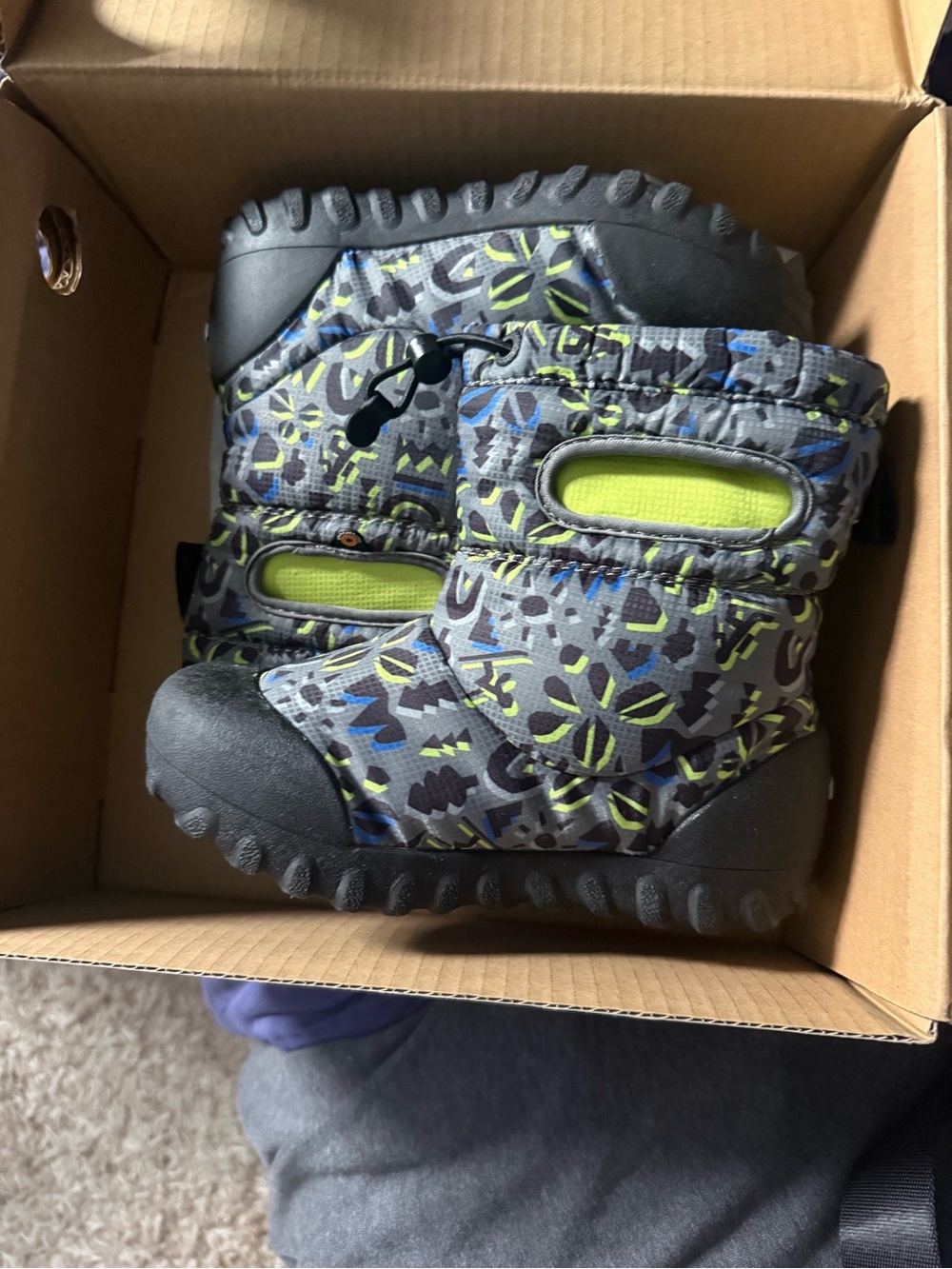 Bogs Kids Gray, Lime & Blue Patterned Insulated snow Boots